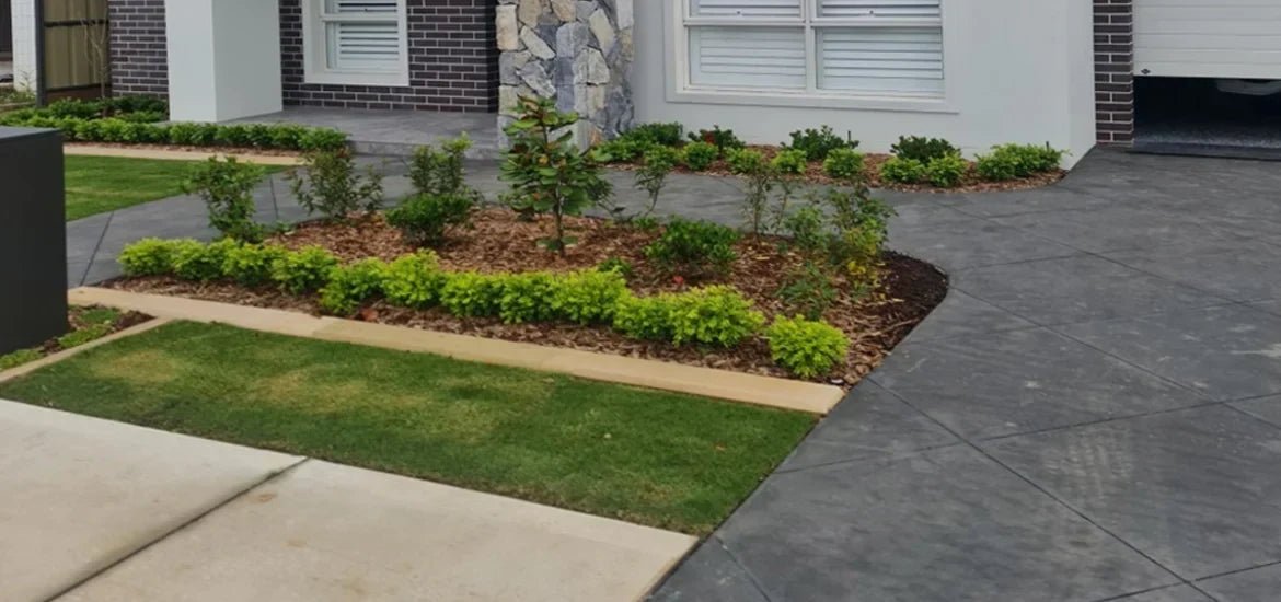 Benefits of Using Edging Paver Restraints for Your Garden! - Stone Centre