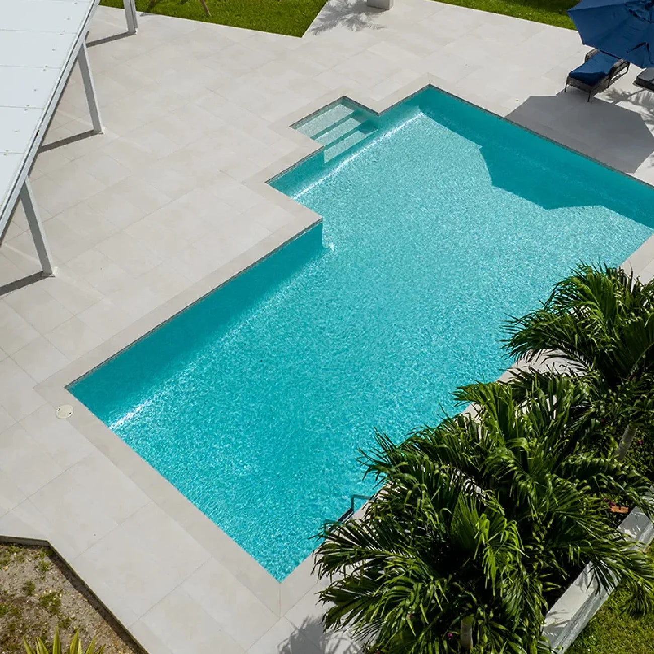 Vidrepur Fusion Light Green Glass Mosiac Tiles