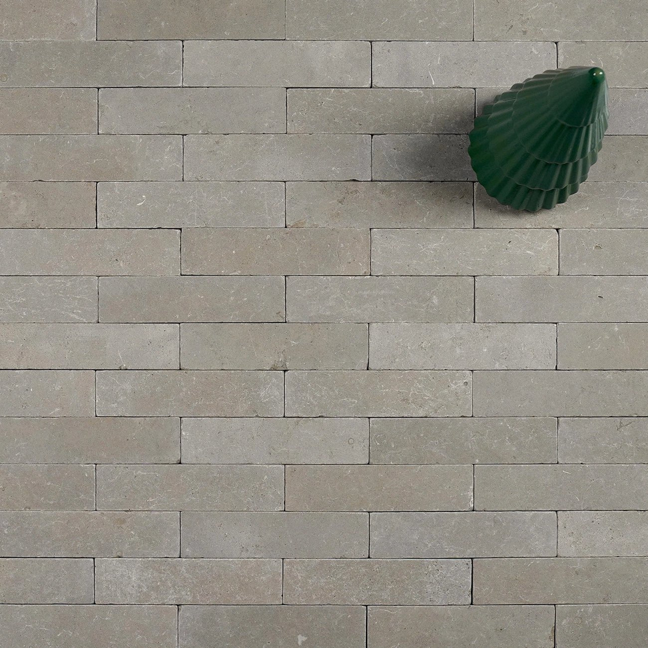 Sample - Oglio Limestone Batons - Stone Centre