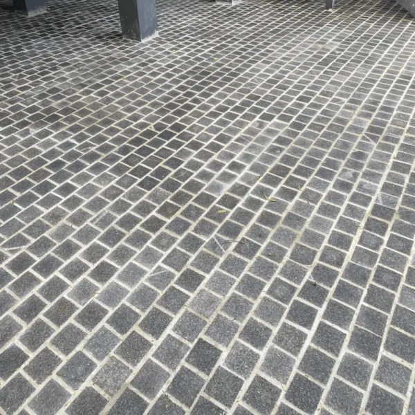Mountain Black Cobblestone