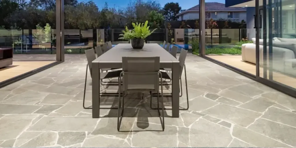 Everything-You-Need-to-Know-About-Crazy-Paving