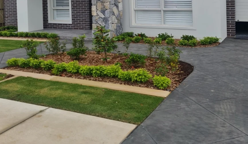 benefits-of-using-edging-paver-restraints-for-your-garden