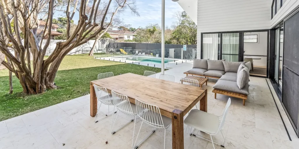 enhancing-your-porch-with-natural-stones