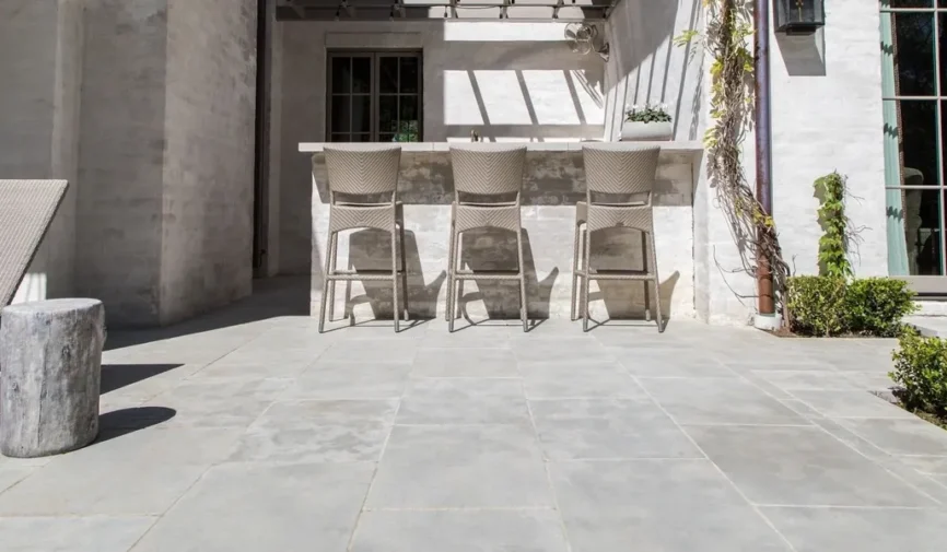 get-the-ultimate-alfresco-makeover-with-modern-outdoor-tiles