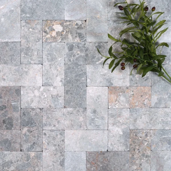 Valas Marble Loose Cobblestone